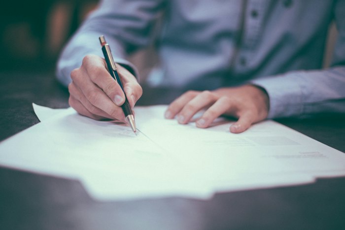 Signature d’un document professionnel
